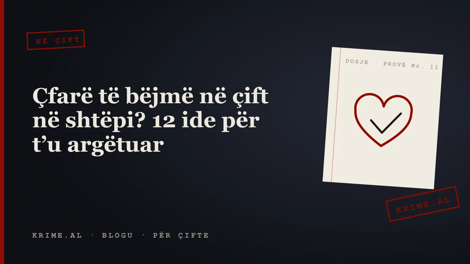 Dy gota dhe dy fletore mbi një tavolinë druri, me një ekran në sfond që shfaq një dosje hetimore